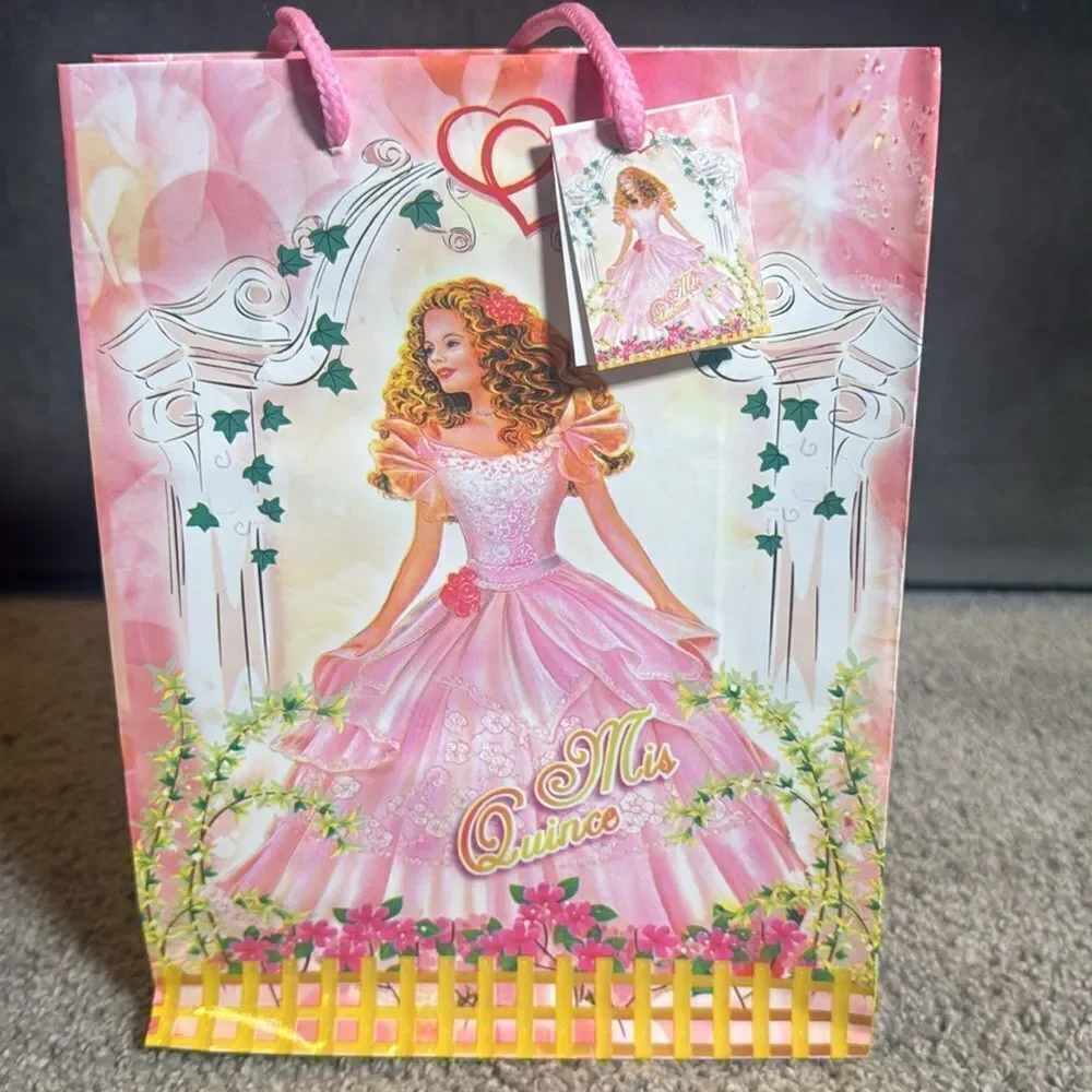 Gift Bags 15th Birthday ‘Mis Quince’ Quinceañera Party Favor Bags 36 Bags NEW